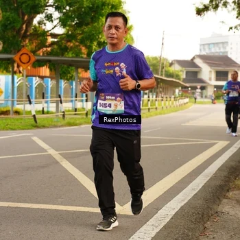 Runner Photo 8204928