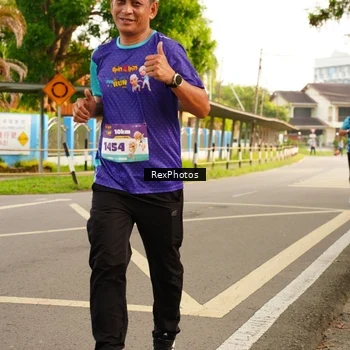 Runner Photo 8204933