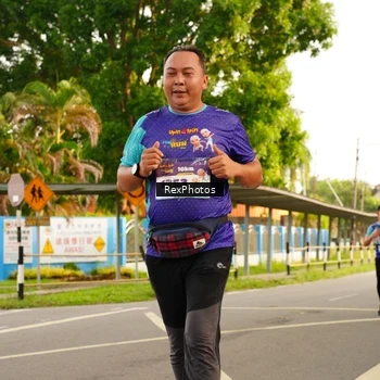 Runner Photo 8204934