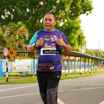 Runner Photo 8204937