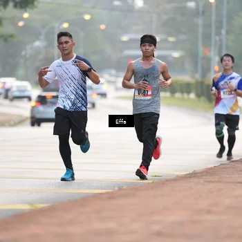Runner Photo 8204939