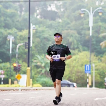 Runner Photo 8204980