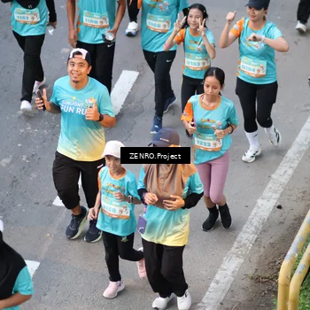 Runner Photo 8204992
