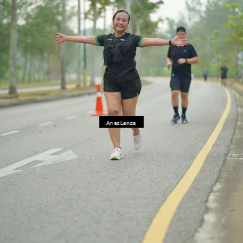 Runner Photo 8205020