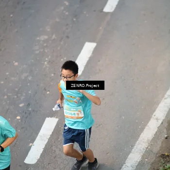 Runner Photo 8205029