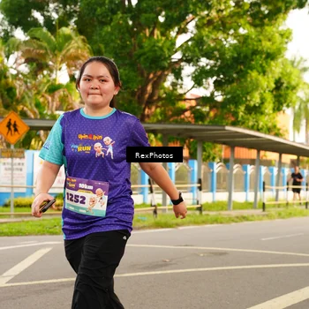 Runner Photo 8205032