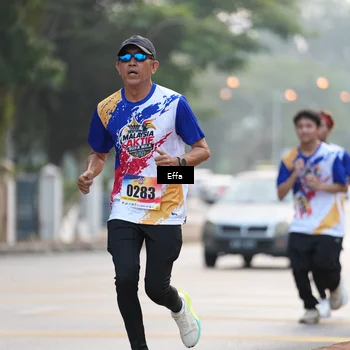 Runner Photo 8205045