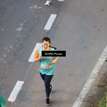 Runner Photo 8205046