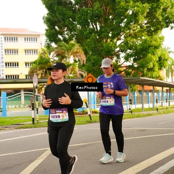 Runner Photo 8205060