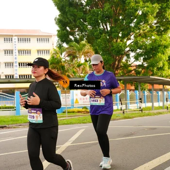 Runner Photo 8205072