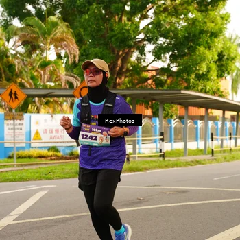 Runner Photo 8205080