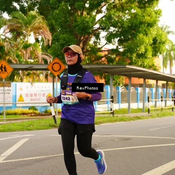 Runner Photo 8205099