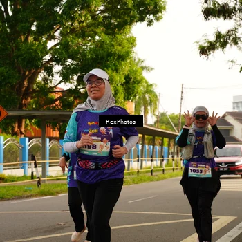 Runner Photo 8205112