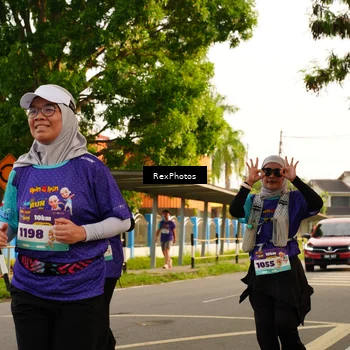 Runner Photo 8205157