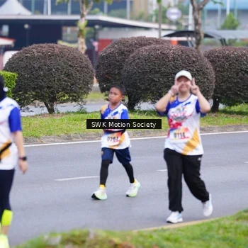 Runner Photo 8205252