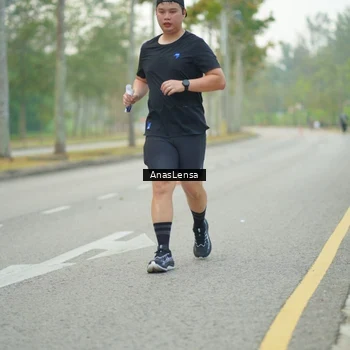 Runner Photo 8205261