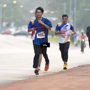 Runner Photo 8205331