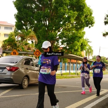 Runner Photo 8205333