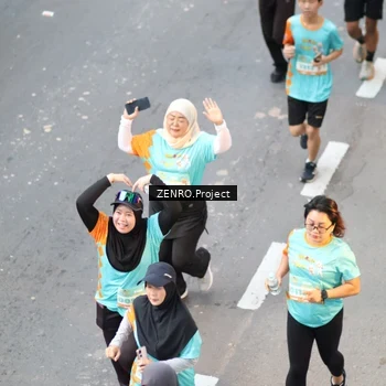 Runner Photo 8205336