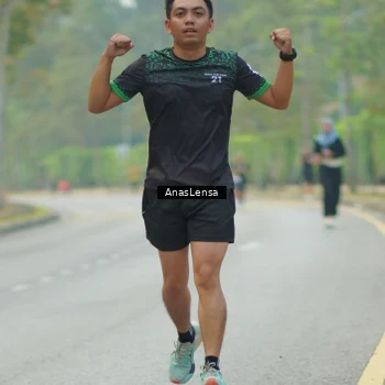 Runner Photo 8205340