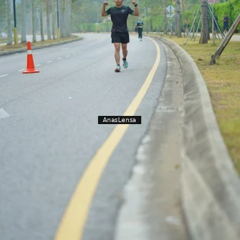 Runner Photo 8205345