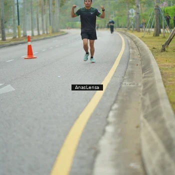 Runner Photo 8205357