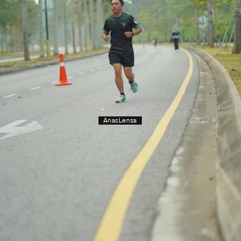 Runner Photo 8205363