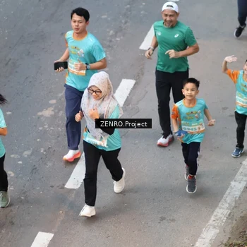 Runner Photo 8205375