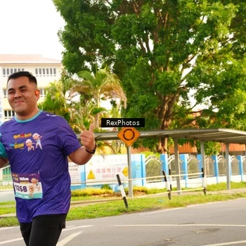 Runner Photo 8205381