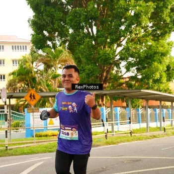 Runner Photo 8205387
