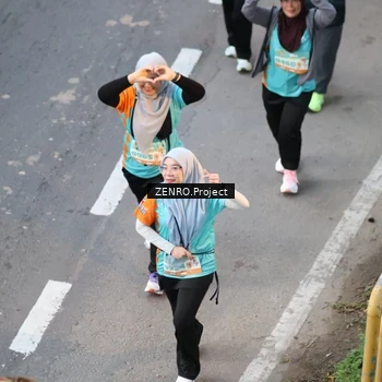 Runner Photo 8205399