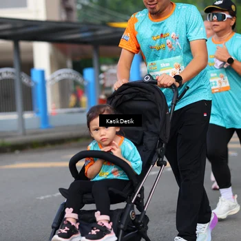 Runner Photo 8205406