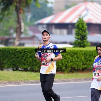 Runner Photo 8205408