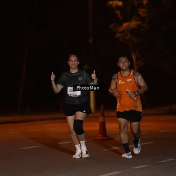 Runner Photo 8205418