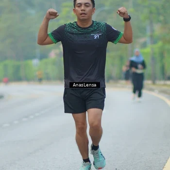 Runner Photo 8205456