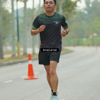 Runner Photo 8205466