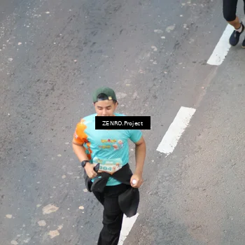 Runner Photo 8205472