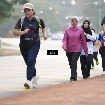 Runner Photo 8205547
