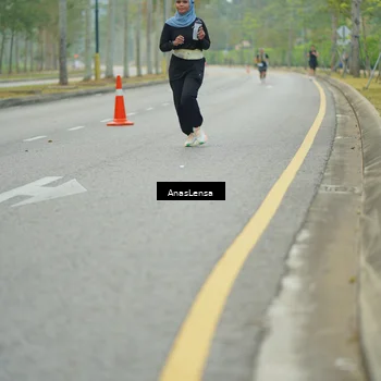 Runner Photo 8205556