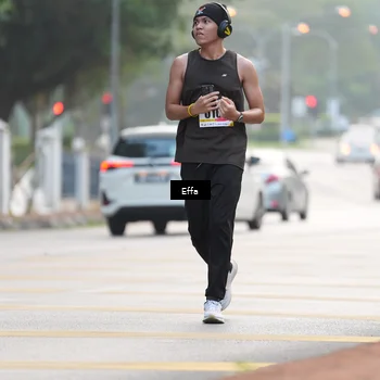 Runner Photo 8205619