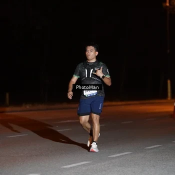 Runner Photo 8205698