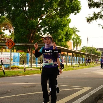 Runner Photo 8205749