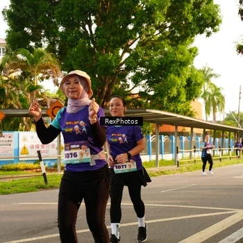 Runner Photo 8205763