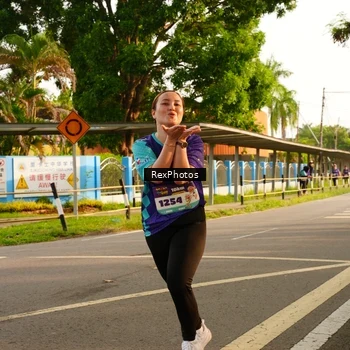Runner Photo 8205771