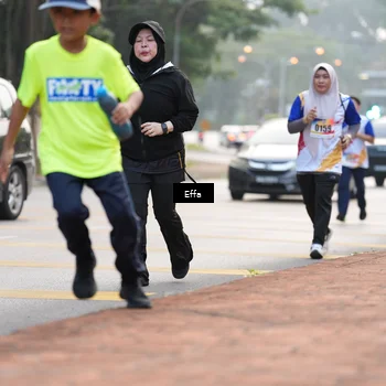 Runner Photo 8205794