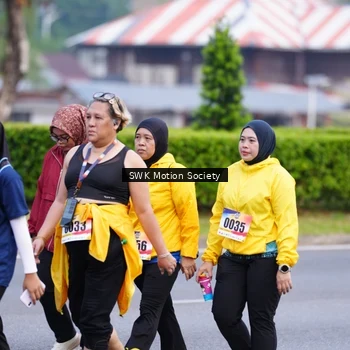 Runner Photo 8205810