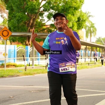 Runner Photo 8205817