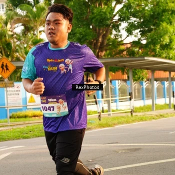 Runner Photo 8205819