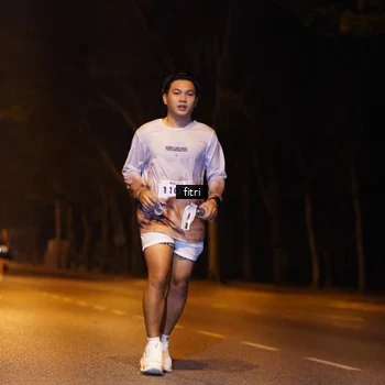 Runner Photo 8205867