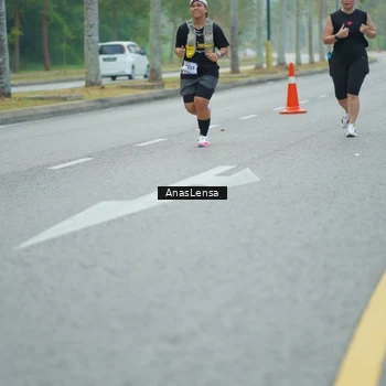 Runner Photo 8205898
